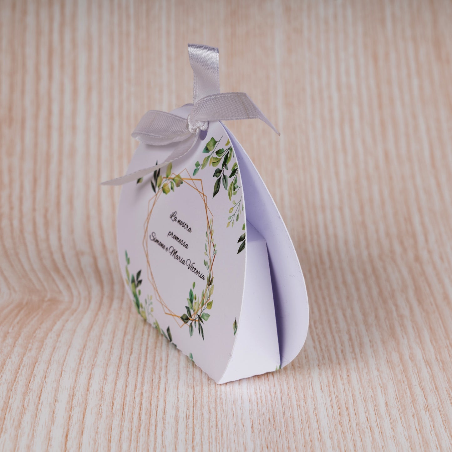 Scatola porta confetti per promessa di matrimonio