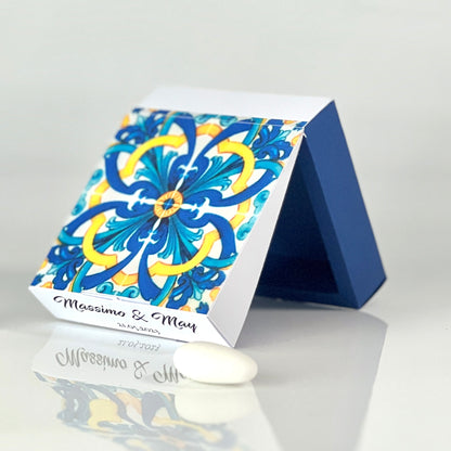 Scatolina Maioliche quadrata 2 Varianti Mediterranee | Perfetta per 5/7 Confetti | Personalizzata con Nomi & Data - Bomboniera Matrimonio