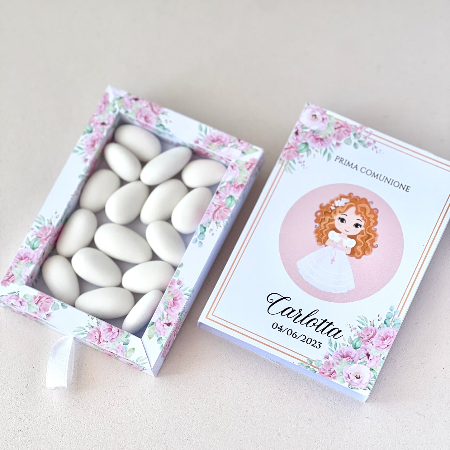 Scatolina Prima Comunione – 4 Grafiche Bimba/Bimbo Personalizzata | Perfetta per 10/15 Confetti o Gadget | Bomboniera Con Immagine Bimbi