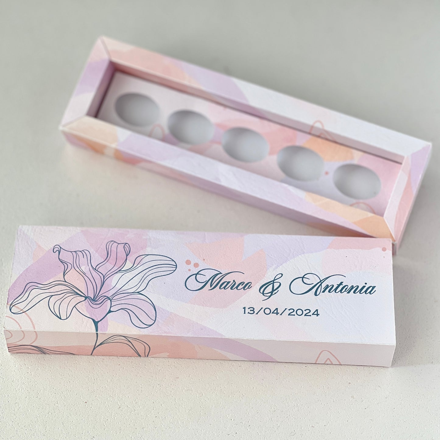 Scatolina Elegante Effetto Pelle – 5 Confetti Tondi – Personalizzata per Matrimonio / Evento - Bomboniera Matrimonio - Carta rilegatura