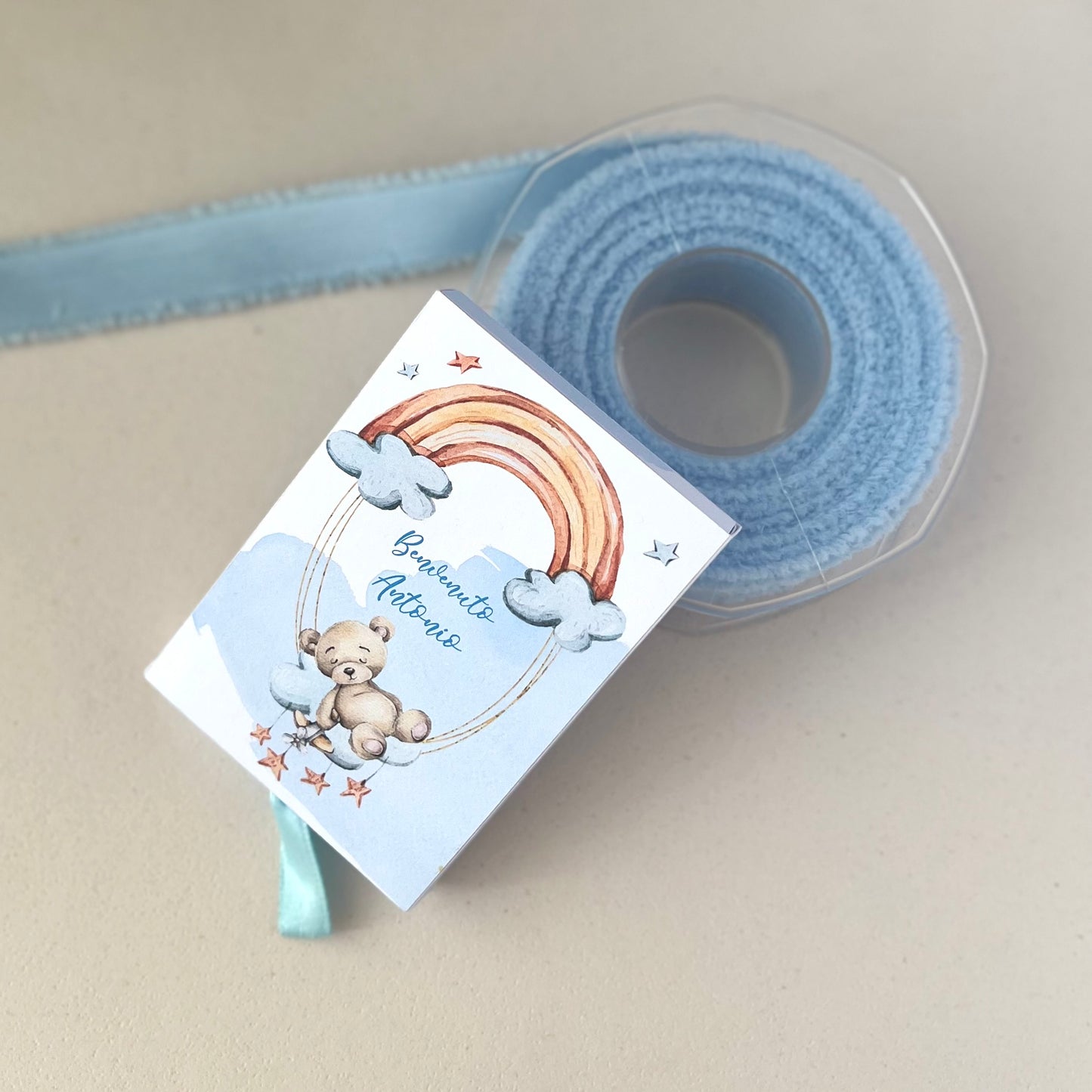Scatolina porta confetti arcobaleno | Bomboniera nascita bimbo o bimba personalizzata con orsetto | Favor box handmade in Italy