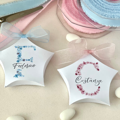Scatolina porta confetti con iniziale floreale | Bomboniera personalizzata per nascita o battesimo bimbo e bimba | Handmade in Italy