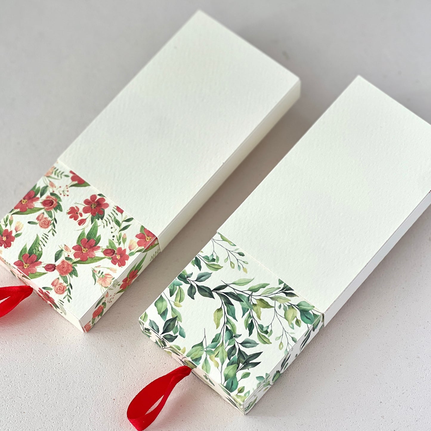 Scatolina porta confetti Laurea personalizzata | Corona d’Alloro verde o rossa | Bomboniera elegante per Dottorato e Laurea Triennale