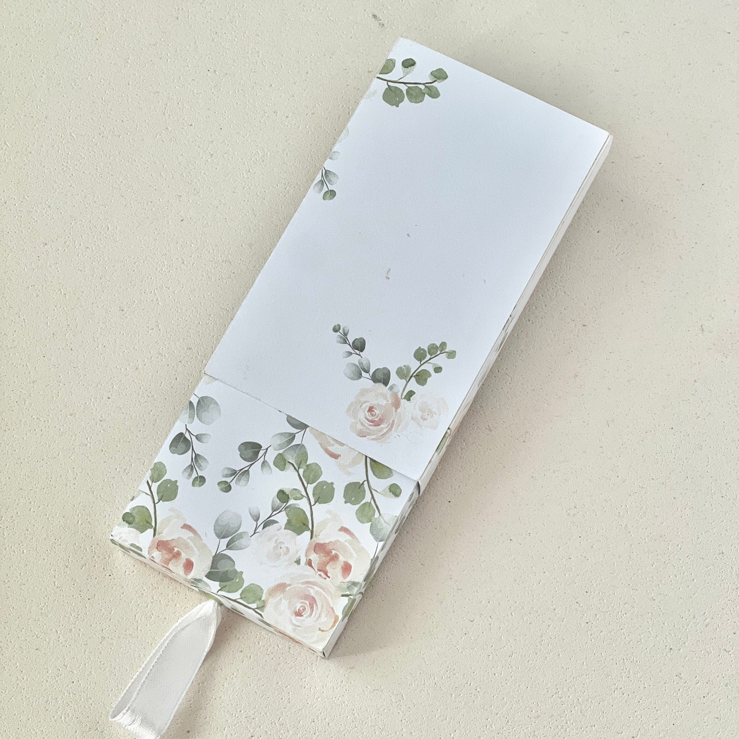 Scatolina Portaconfetti con Finestra – Grafica Floreale Elegante – Personalizzata con Nomi & Data