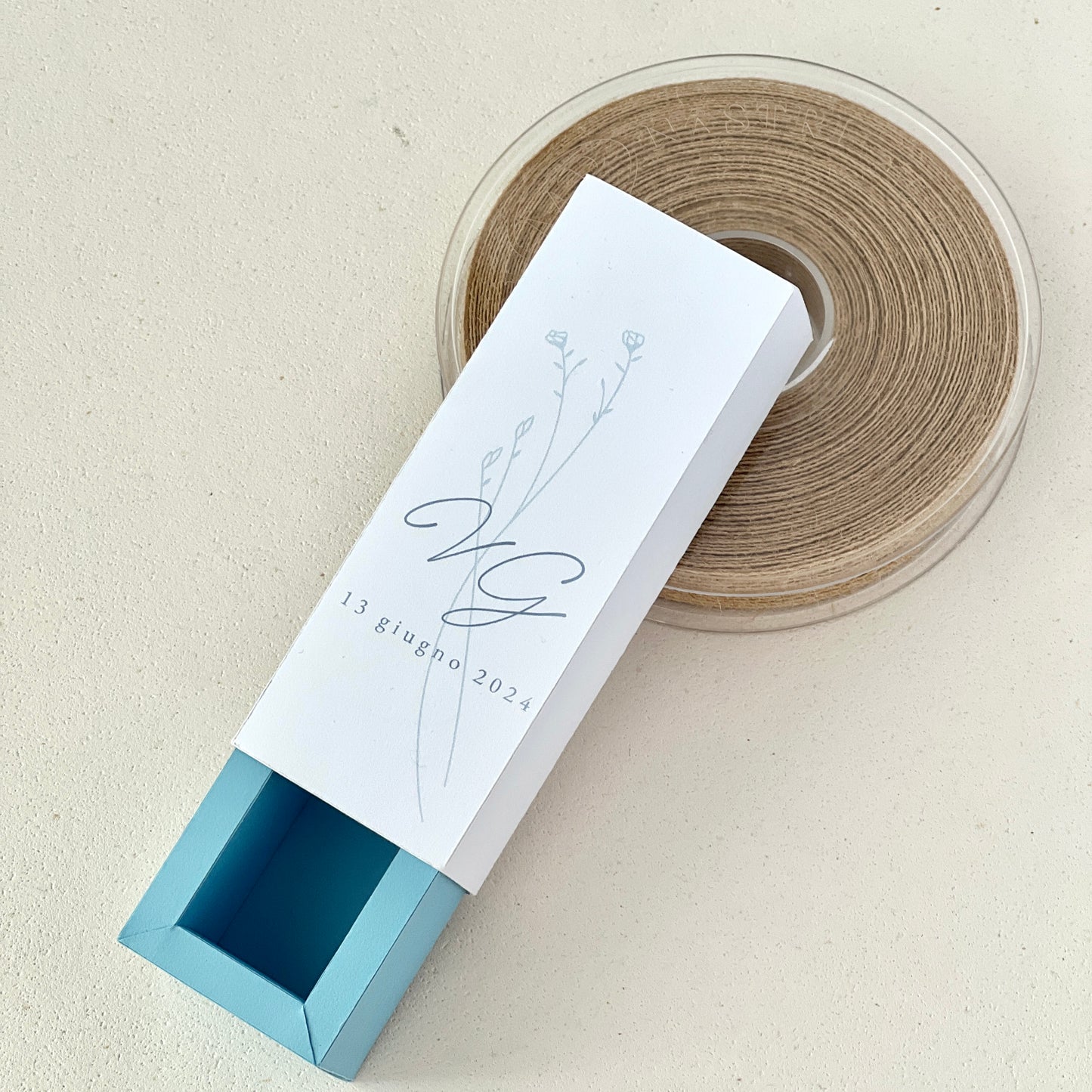 Scatolina Minimal Elegante – Interno Celeste o Grigio Chiaro – Personalizzata per Matrimonio & Eventi - Bomboniera Matrimonio