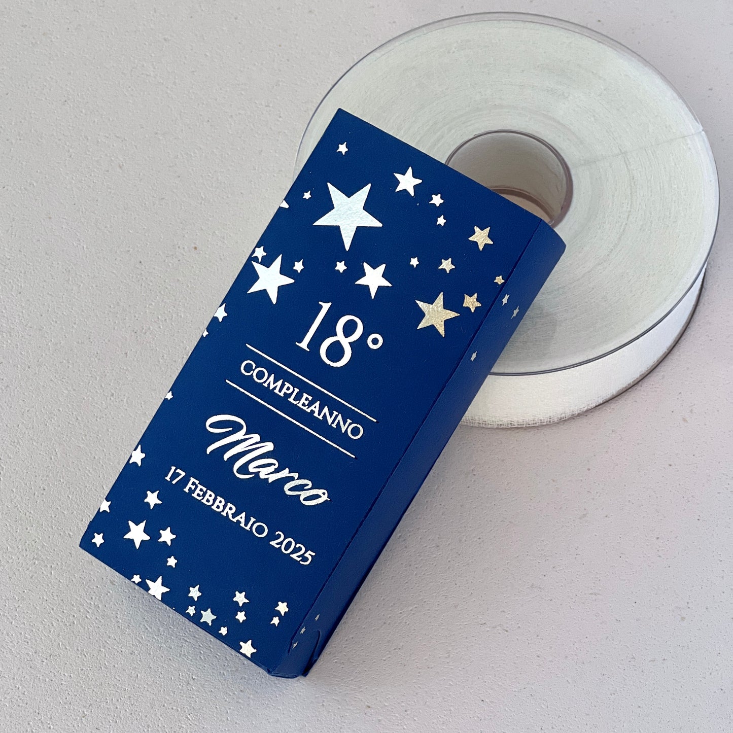 Scatolina 18 Compleanno – Elegante con Stelle Foil Oro/Argento Versione Blu o Nera | Personalizzabile | Bomboniera Compleanno