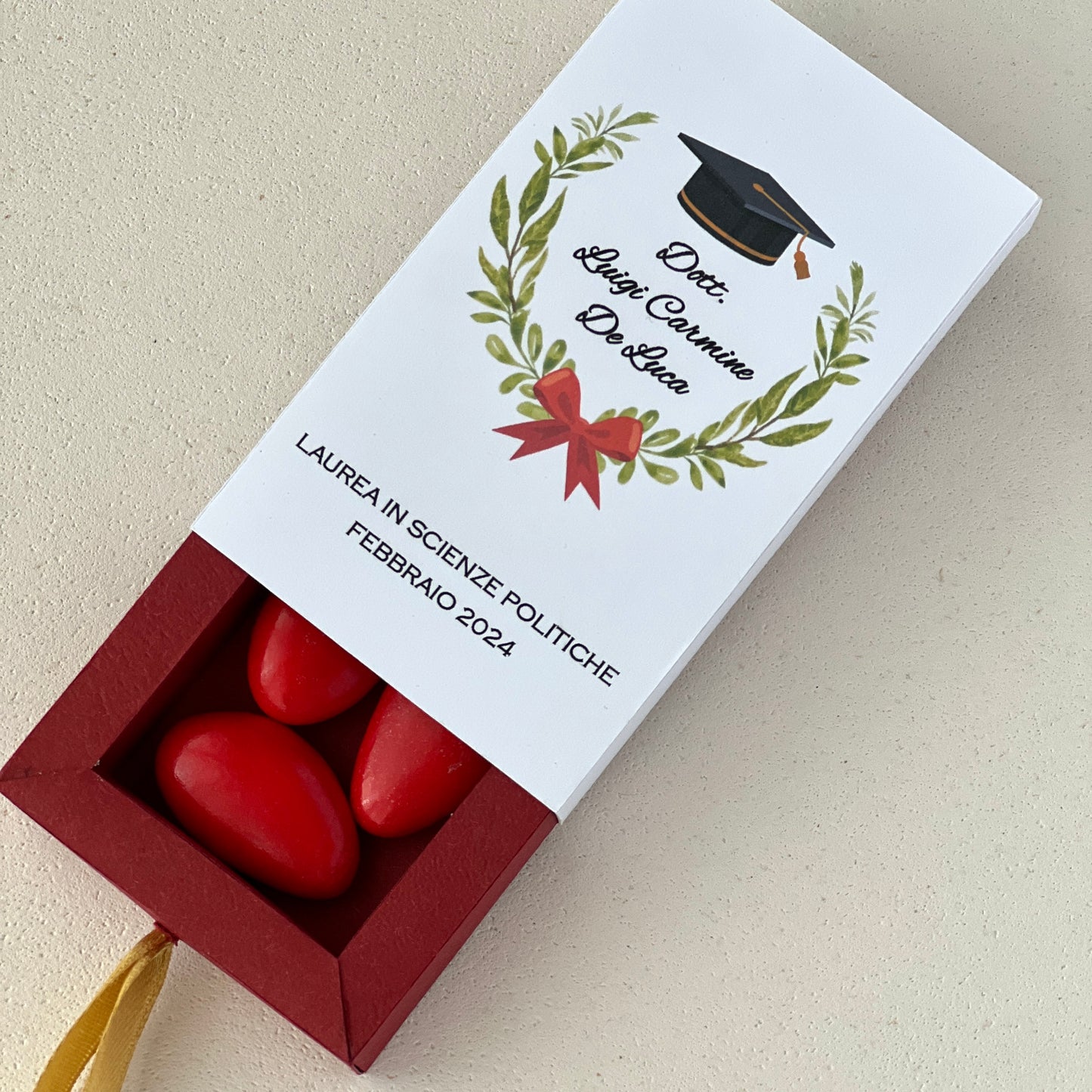 Scatolina Porta Confetti Laurea Personalizzata con Alloro | Bomboniera Laurea Elegante | Box per 5 Confetti | Grafica Dottoressa/Laureando