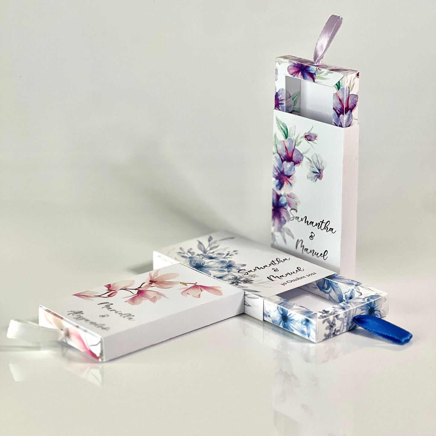 Scatolina Porta Confetti Personalizzata Matrimonio – 3 Grafiche Floreali a Scelta – Bomboniera Elegante con Nastro – Evento, Promessa, Nozze