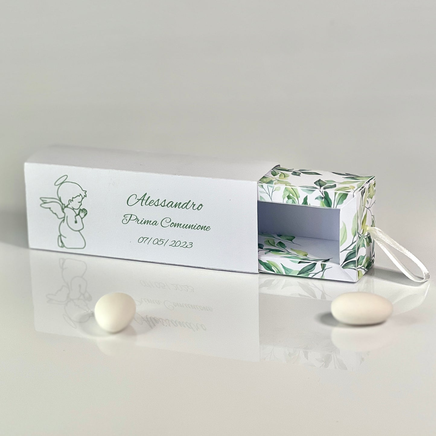 Scatolina Porta Confetti Comunione Personalizzata – Box con Angioletto – Grafica Verde – Bomboniera Bambino