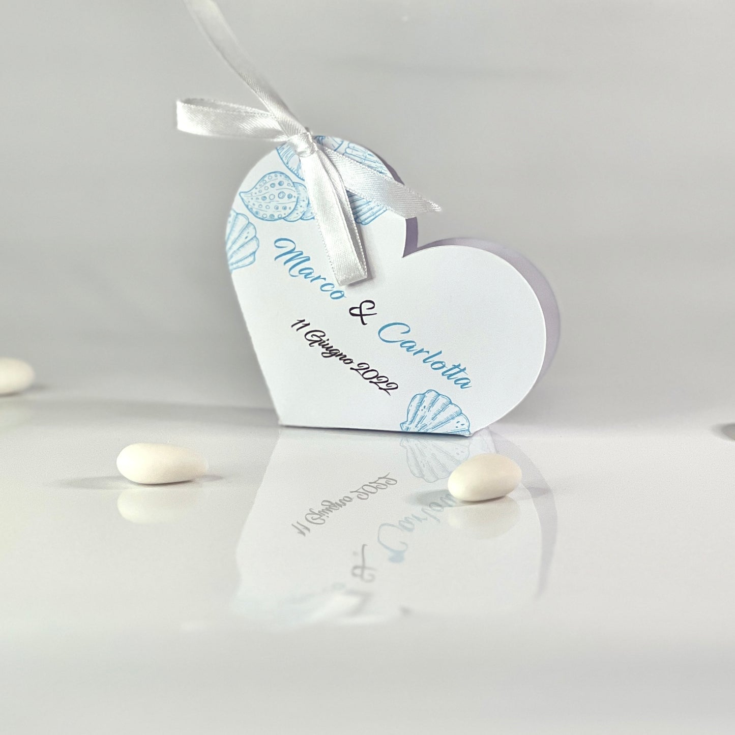Scatolina Portaconfetti Cuore Matrimonio Personalizzata • Bomboniera Sposi • 5 Grafiche Floreali • Fiocco in Raso • Per 5 Confetti