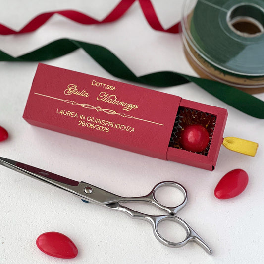 Scatolina Porta Confetti Laurea Rosso Bordeaux con Scritta Oro Personalizzata | Bomboniera Laurea Elegante | Made in Italy