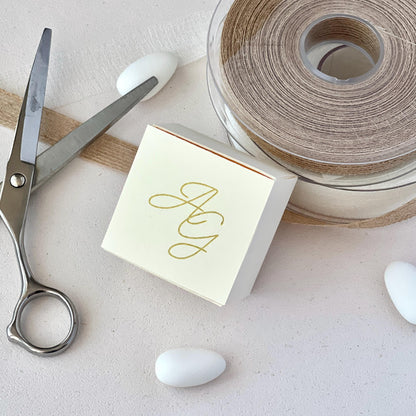 Scatolina Porta Riso/Confetti – 5×5×2.5 cm - Iniziali Oro Personalizzate | Minimal Chic Matrimonio